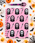 Pretty in pink, with a little Ghostface attitude. 💗👻🖤